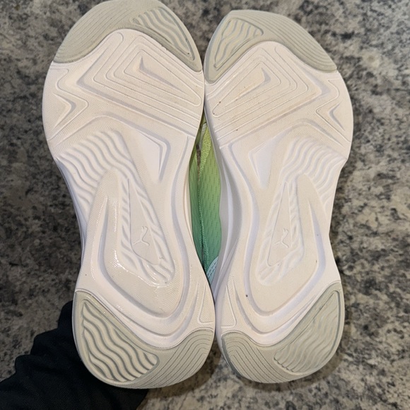 Puma Girls Rainbow SoftRide Rift Slip on sneaker - Picture 8 of 9